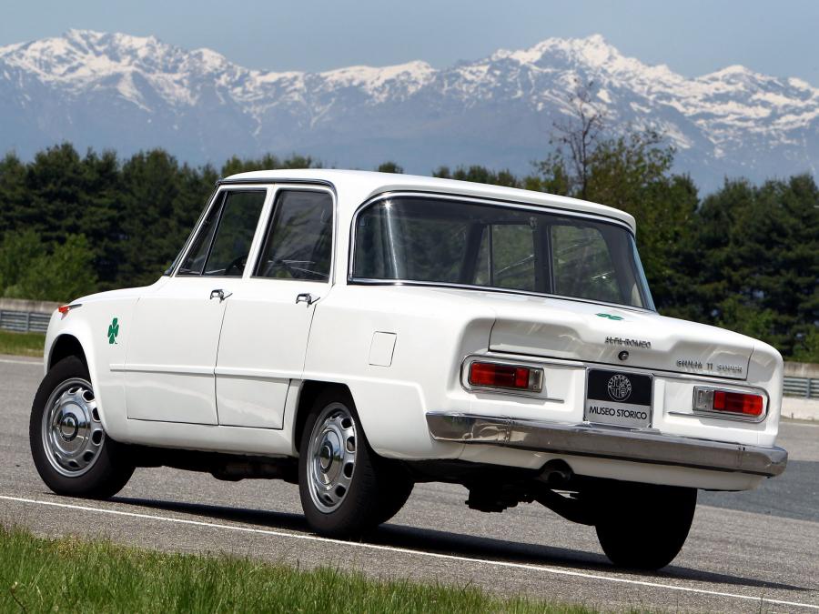  Alfa Romeo Giulia T.I. Super (105.16) 1963 года  (фото 9 из 11)